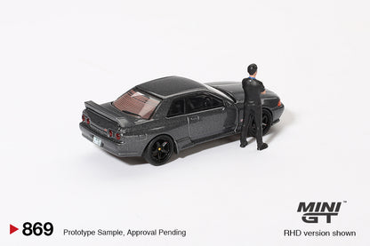 Nissan Skyline GT-R (R32) Gunmetal W/ Matsuda Figure Tsugio Matsuda Collection