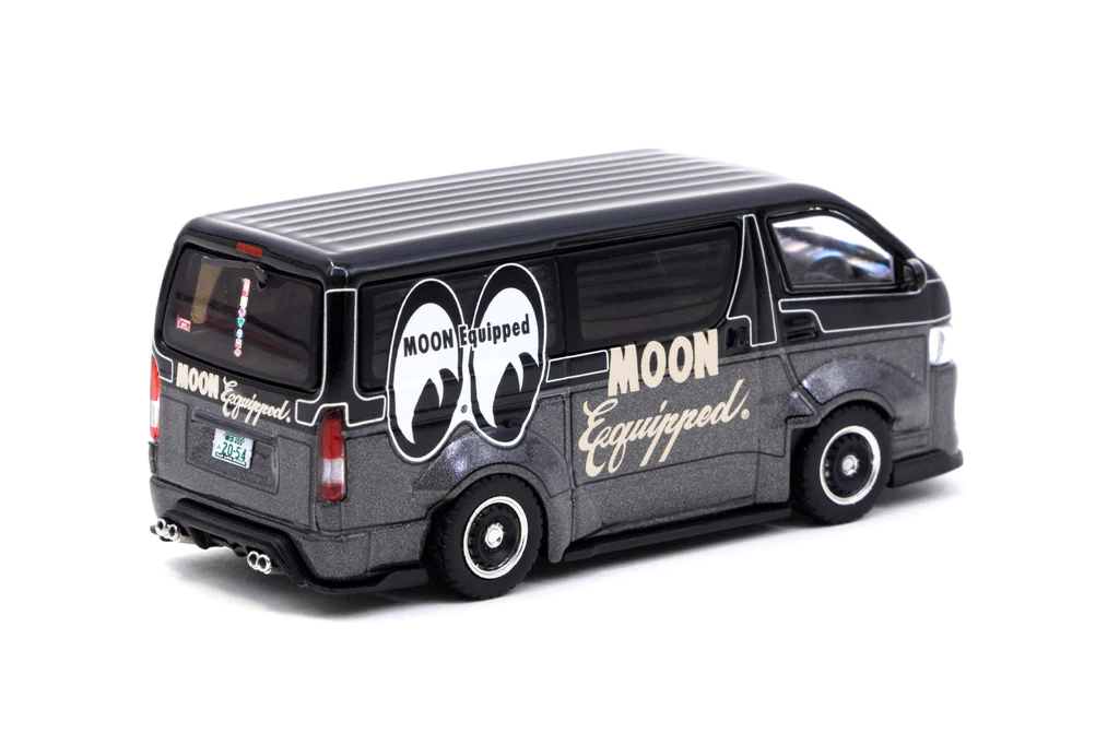 Toyota Hiace Widebody Mooneyes