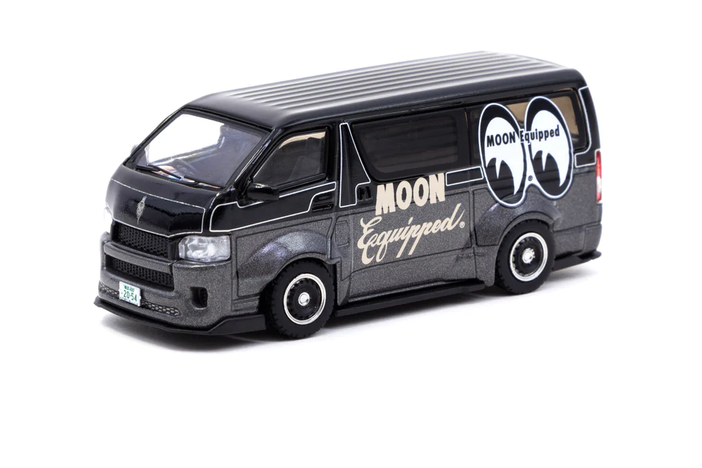 Toyota Hiace Widebody Mooneyes