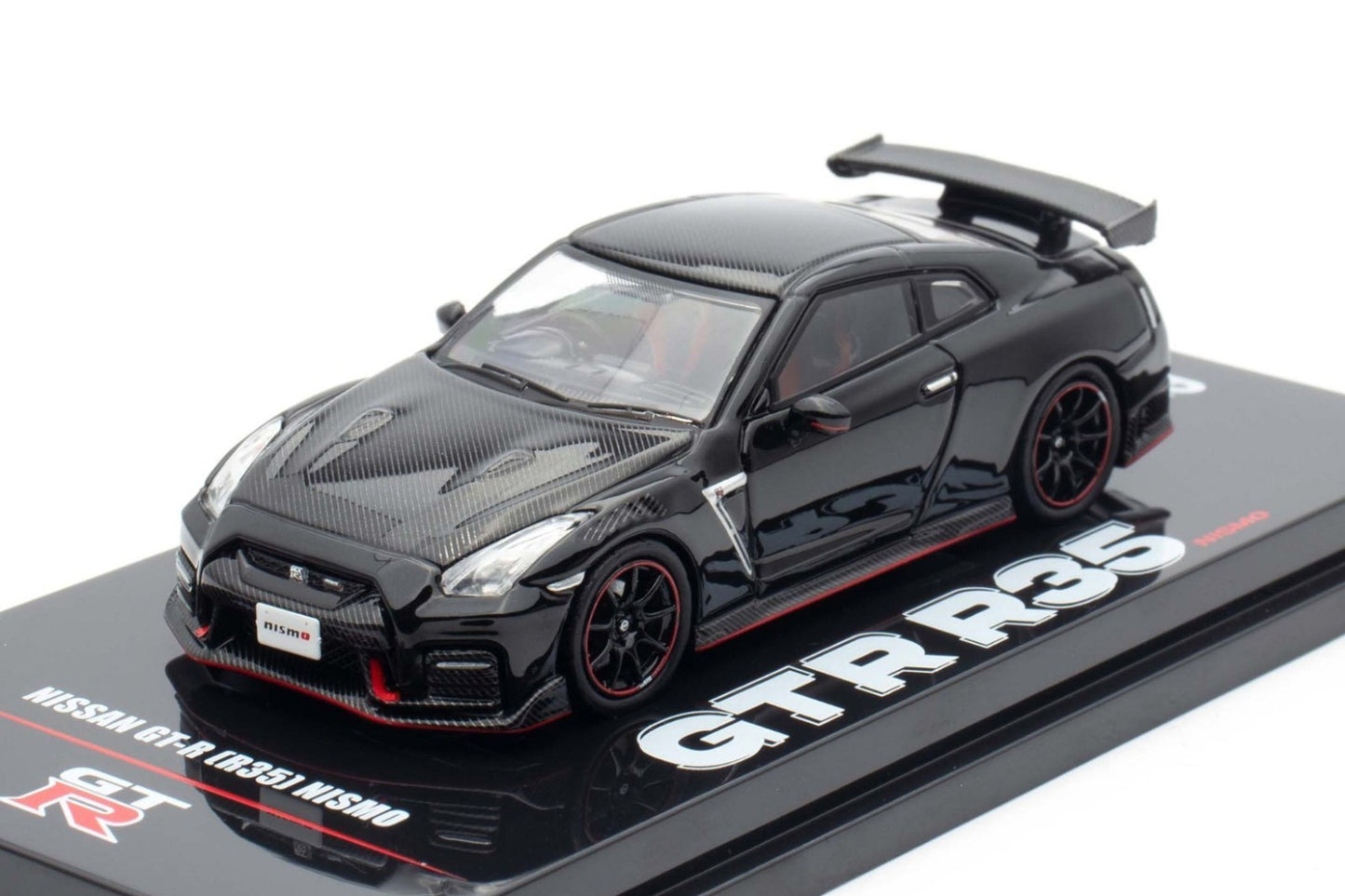 NISSAN GT-R (R35) NISMO