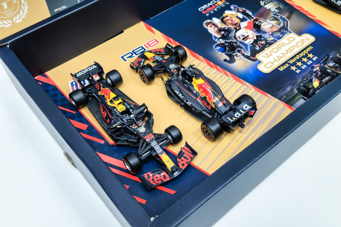 4X World Champion Max Verstappen Set